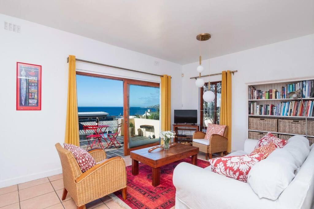 Glencairn Ocean View Apartment Cape Town