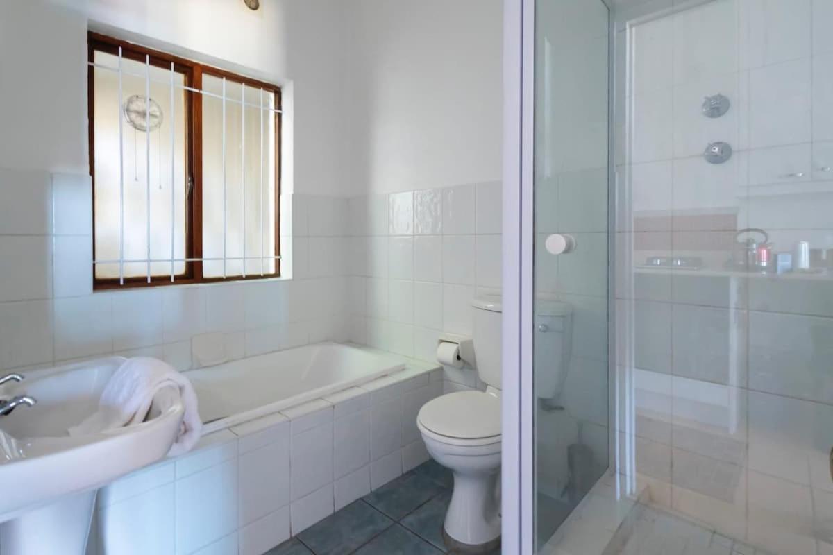 Glencairn Ocean View Apartment